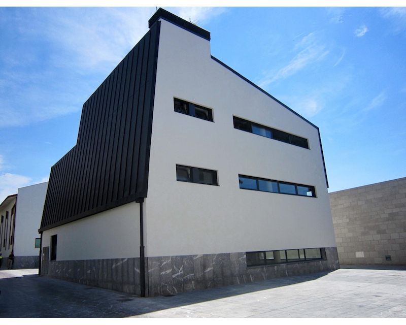 Biblioteca Municipal Agurain-Salvatierra (Alava) 2011 imagen exterior Arquitecto Vitoria Gasteiz